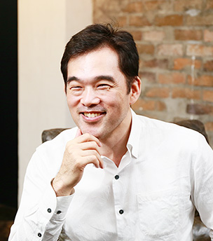 伊藤 肇 Hajime Ito